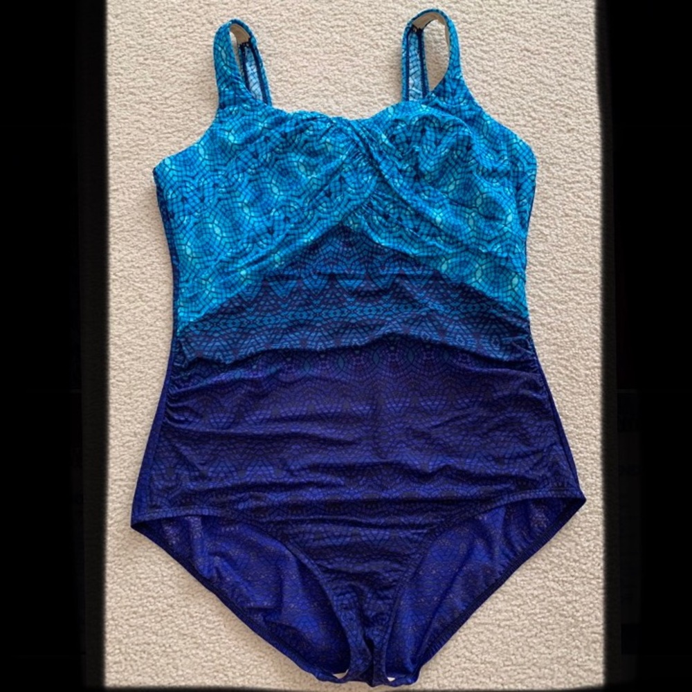 Lands End one piece bathing suit